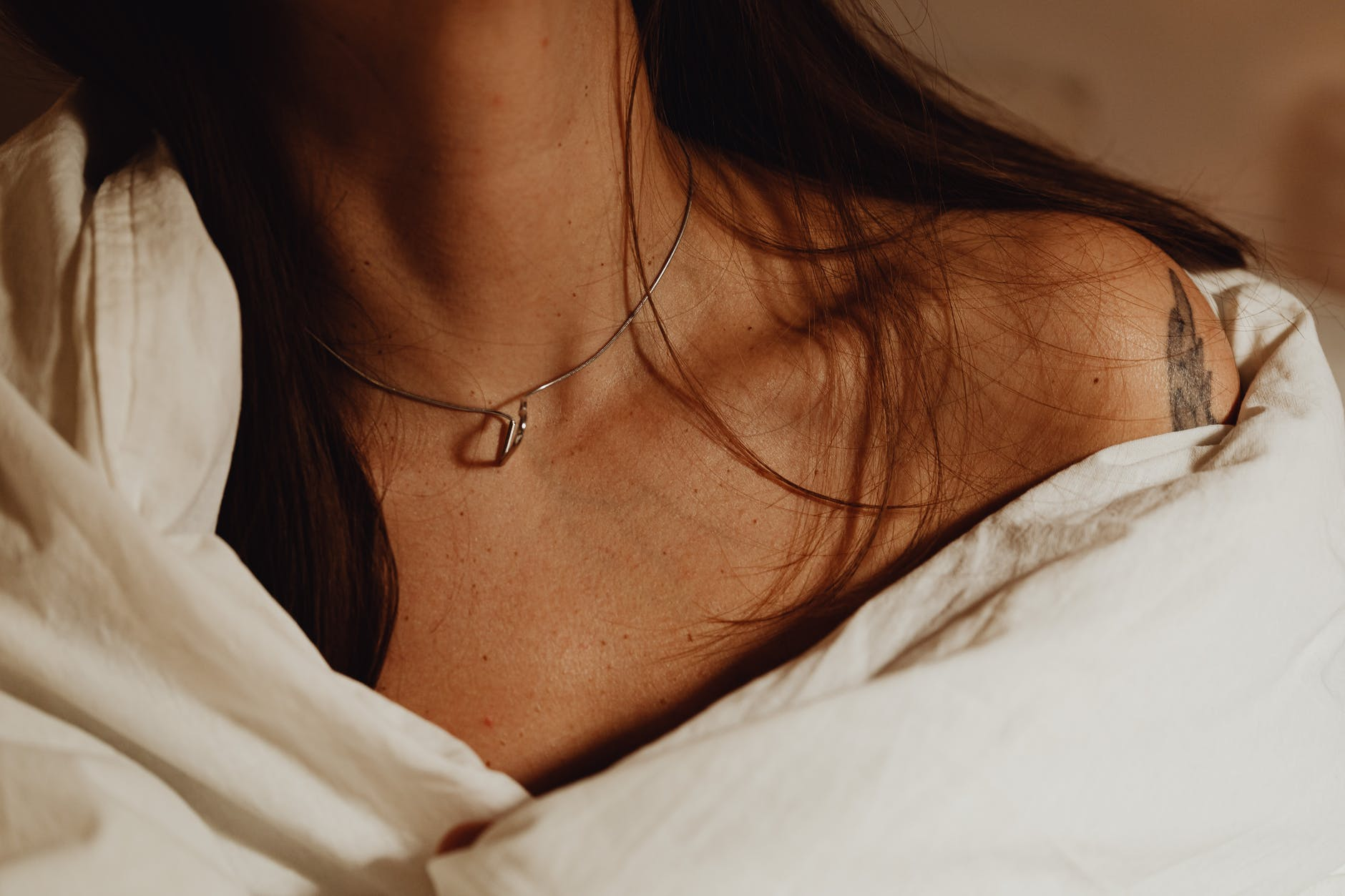 13 Best Personalized Necklaces for Everyone – Starting From $15