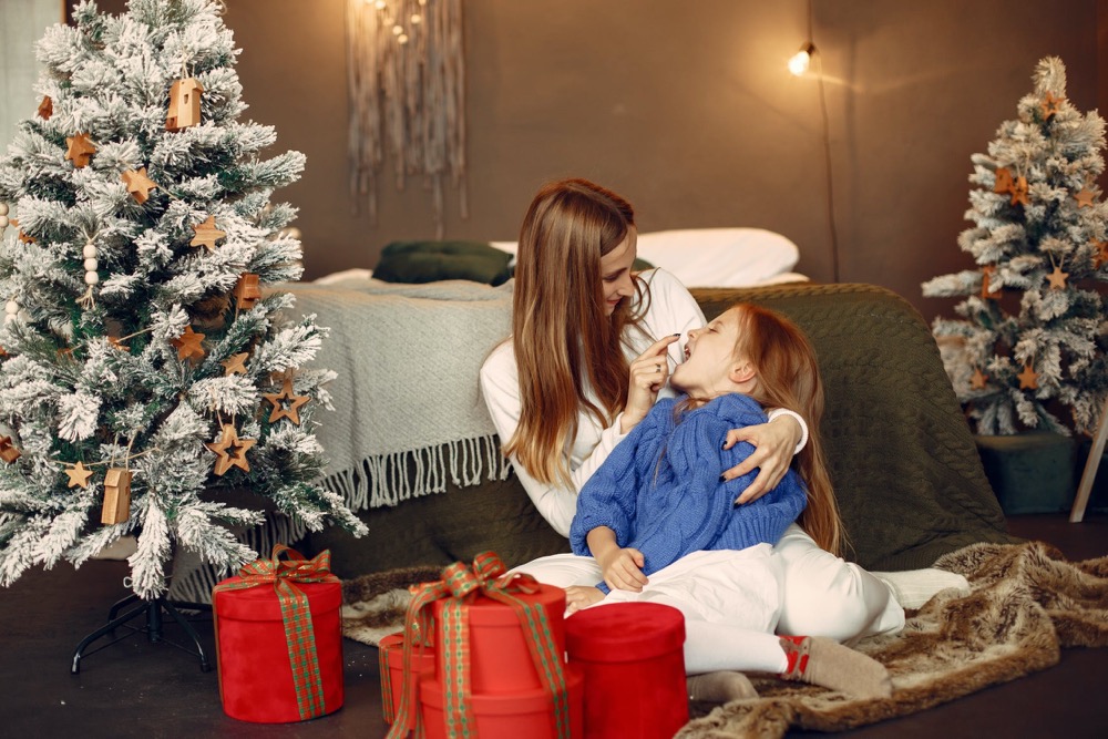 You are currently viewing 22 Perfect Christmas Gift Ideas for Mom
