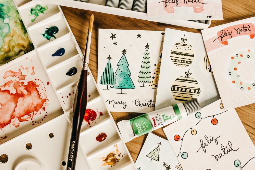 You are currently viewing 25 DIY Hilarious Christmas Cards for a Good Laugh
