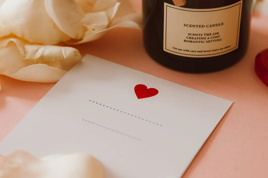 25+ Heartfelt Love Letters for Her (Plus Perfect Gift Pairings!)