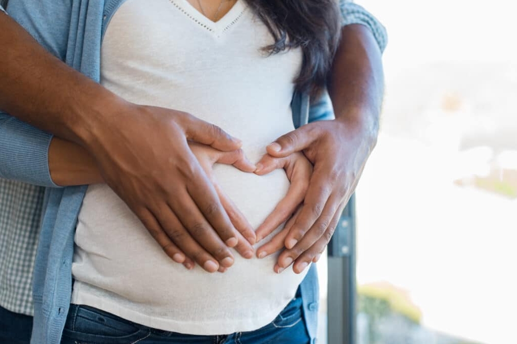 You are currently viewing 8 Creative Mothers Day Gifts for Expecting Mothers