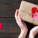 How to Pack Jewelry for a Birthday Gift