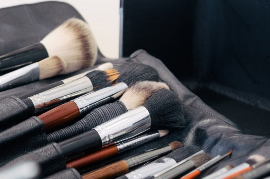 makeup brushes